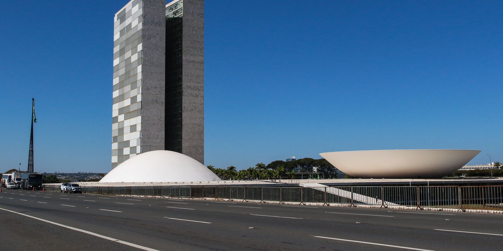PL assume a maior bancada na Câmara com 121 deputados
