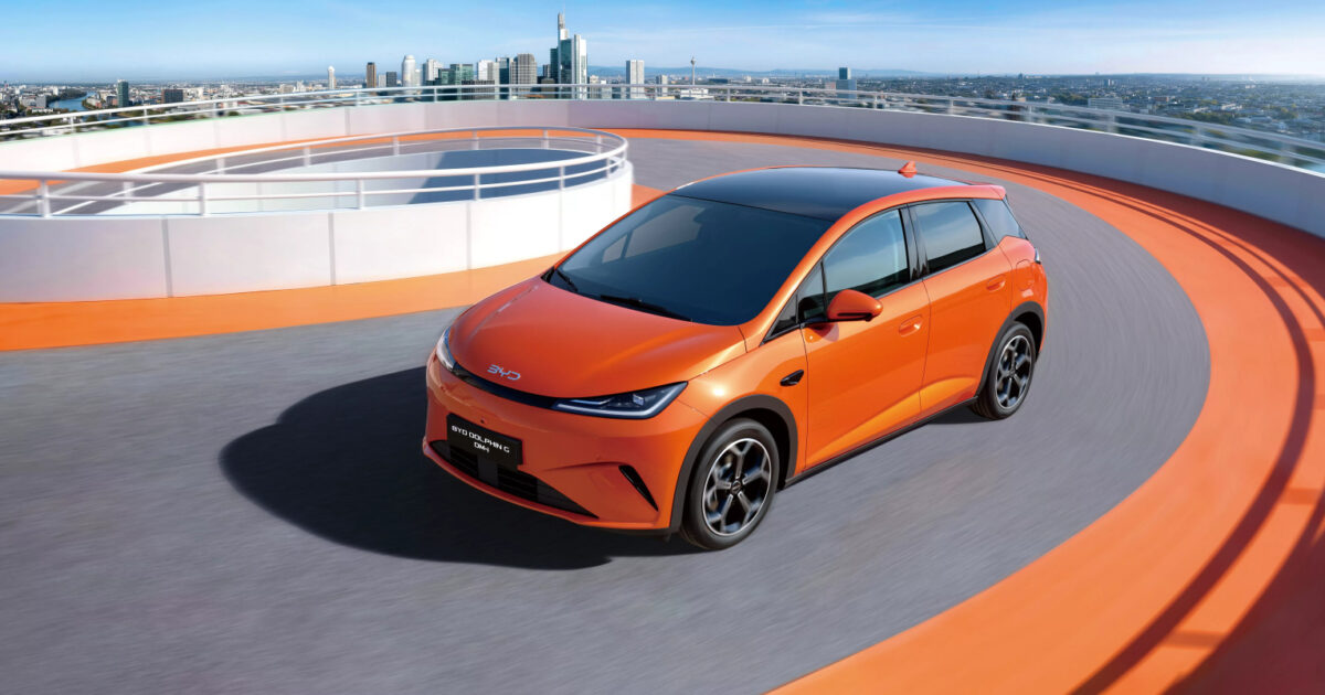 Salão de Paris 2026 mostra carros elétricos e híbridos para o Brasil
