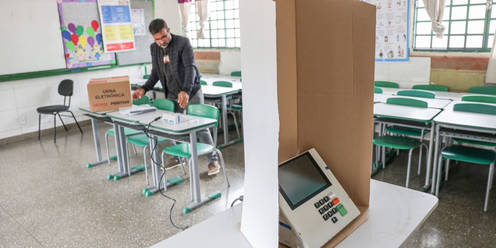 TRE-SP substitui 32 urnas; votação em SP segue normal