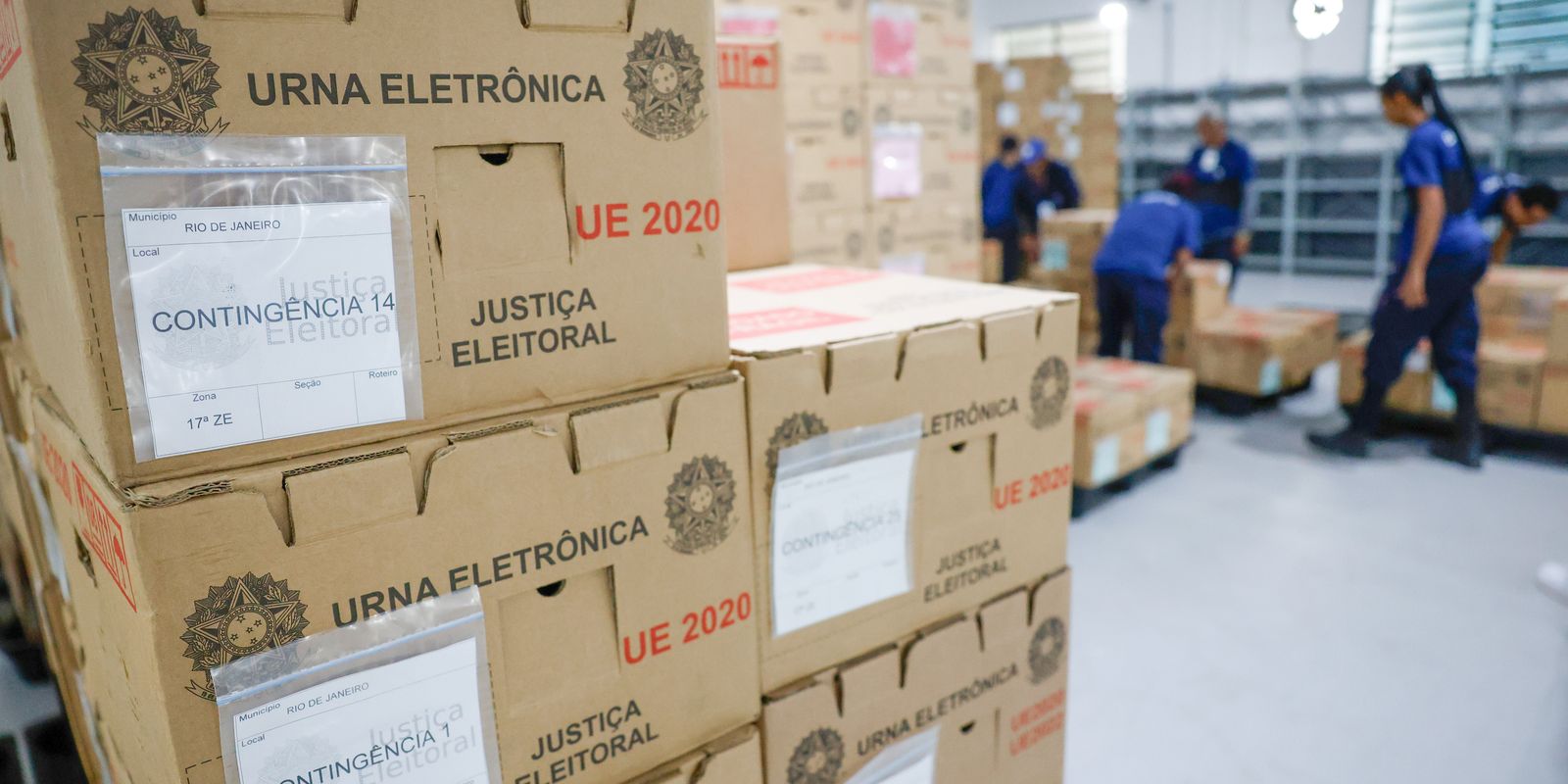 Tribunais mobilizam 560 mil urnas e reforçam segurança antes do 1º turno