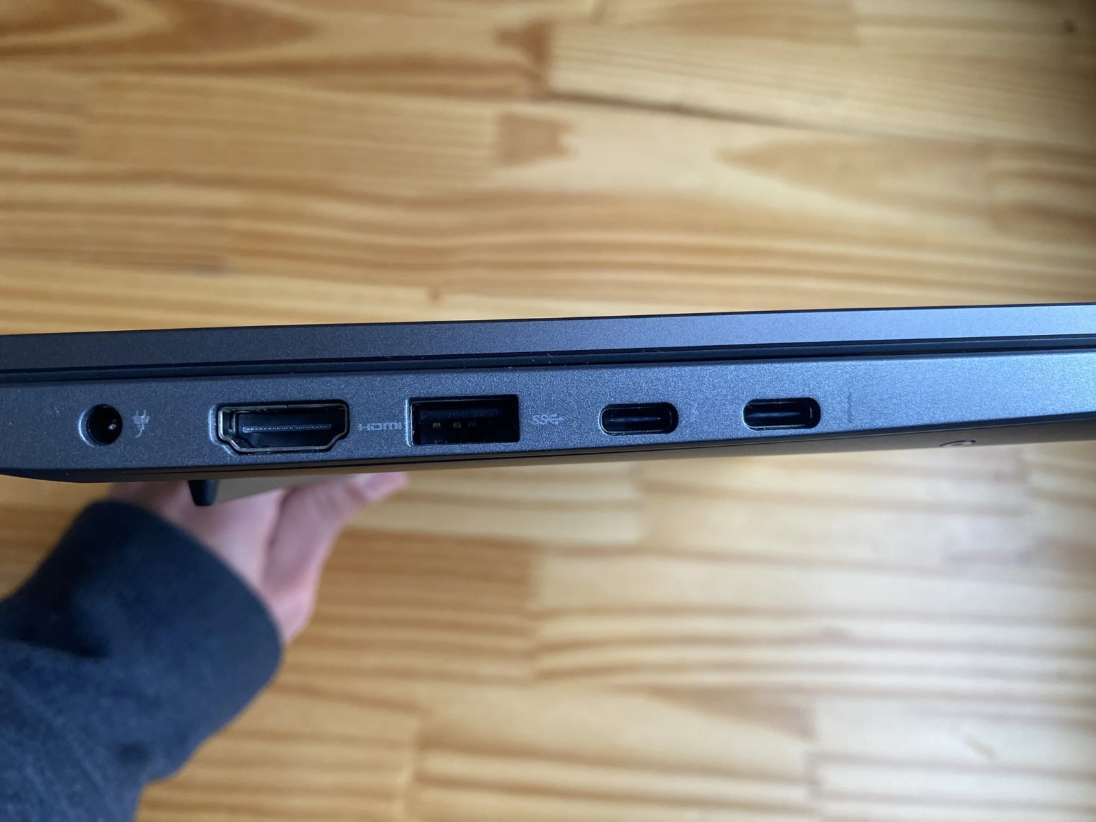 Use portas USB que entregam carga alta: aprenda a identificar